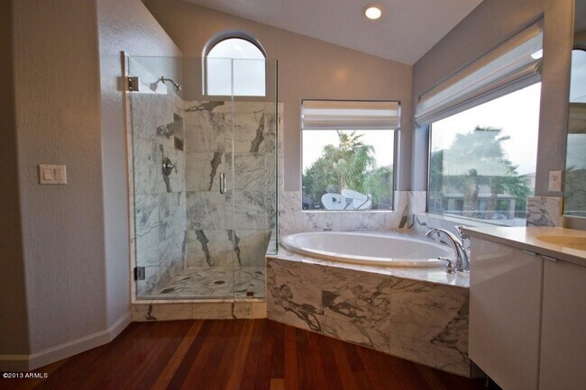 Building Photo - COMING SOON!! 5 bed 3 bath, 3000 + SFT with pool in Carino Estates, Chandler