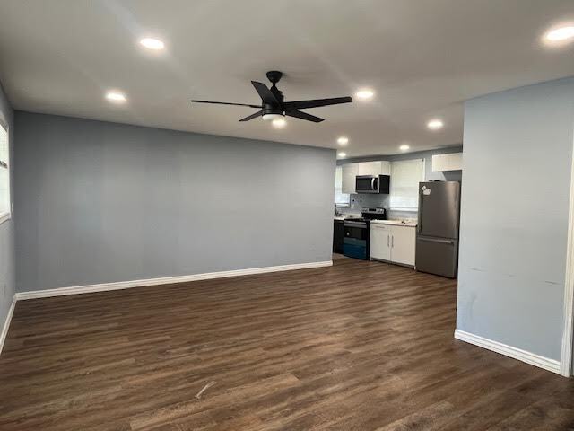 Building Photo - 203 Vienna Cir