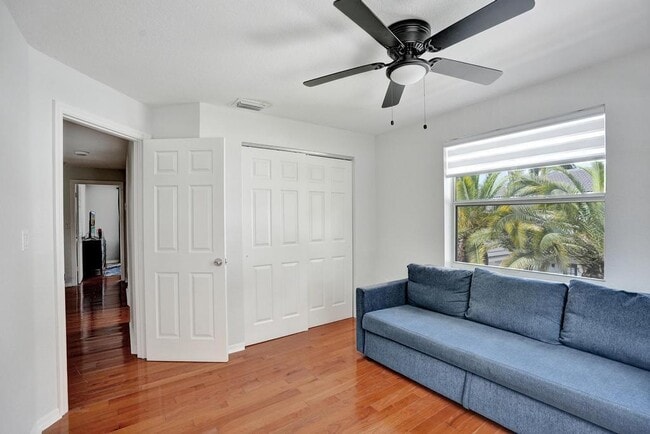 Building Photo - 16405 Diamond Head Dr