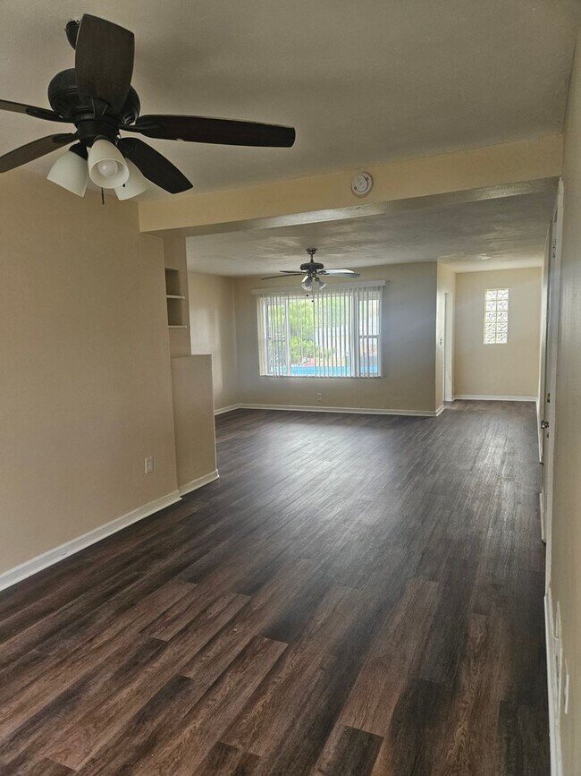 Building Photo - 2014 Blais Ave