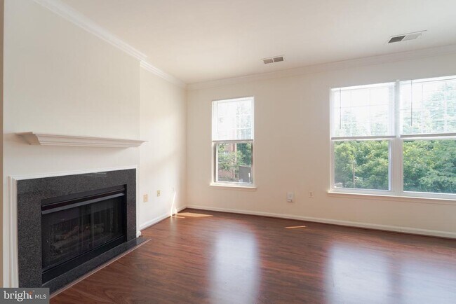 Building Photo - 11391 Aristotle Dr