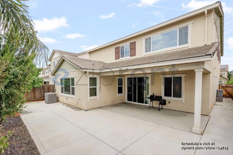 Building Photo - 529 Brinwood Way