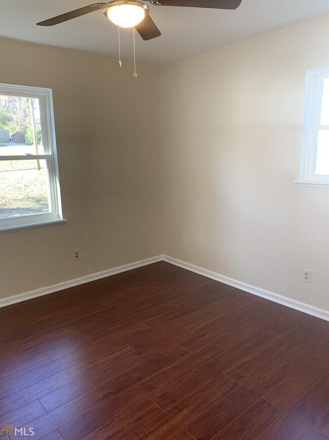 Building Photo - 6416 Westbury Rd