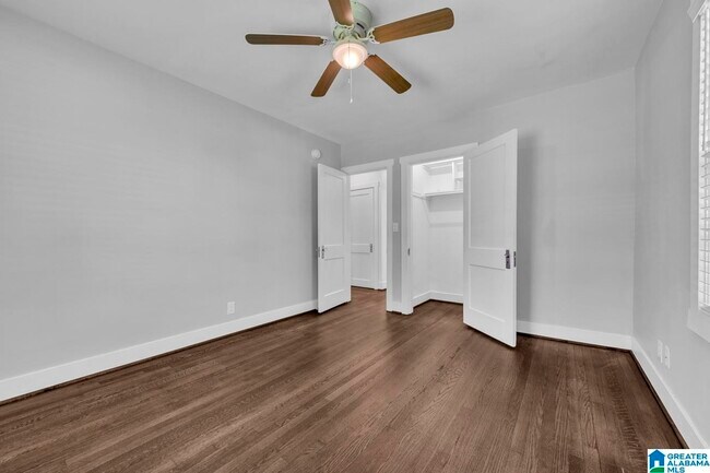 Building Photo - 305 Sterrett Ave