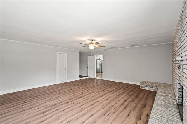 Building Photo - 810 S Western Hls Dr