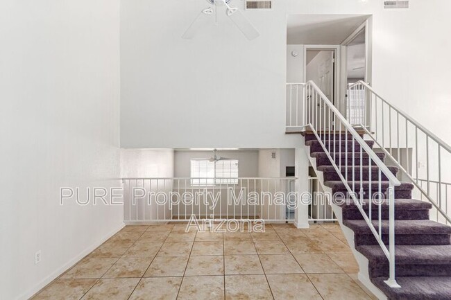Building Photo - 5704 E Aire Libre Ave