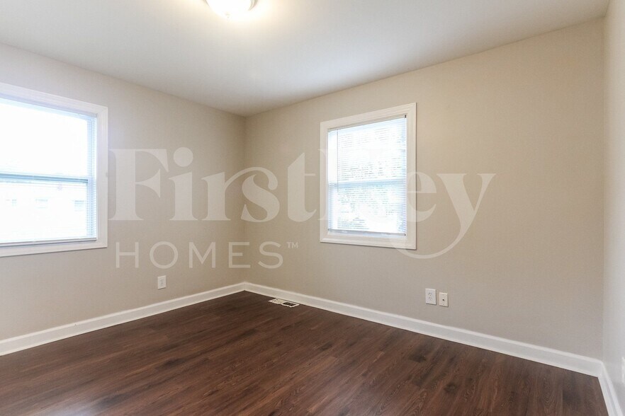 Building Photo - 3147 Keswick Rd