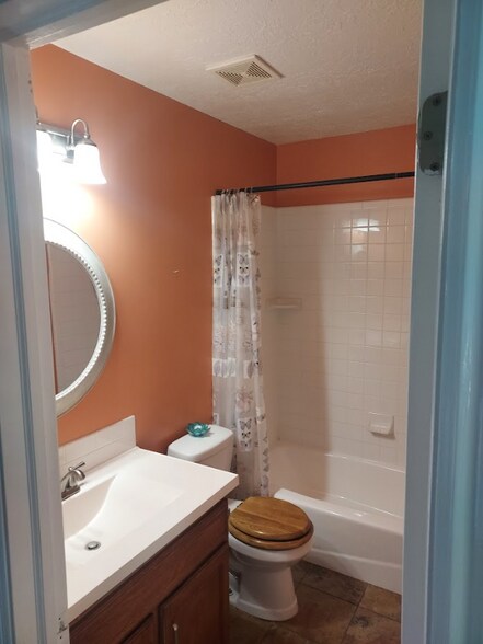 Building Photo - 2291 E 2900 N