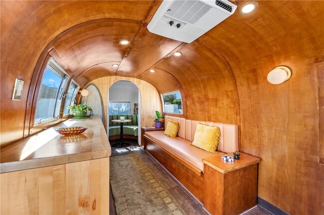 Building Photo - 5052 Audrey Dr