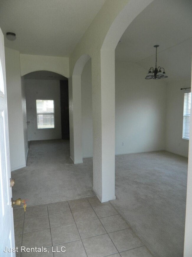 Building Photo - 4 br, 2 bath House - 2903 Wisteria Lane