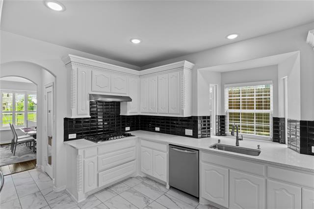 Building Photo - 2305 Hickey Dr