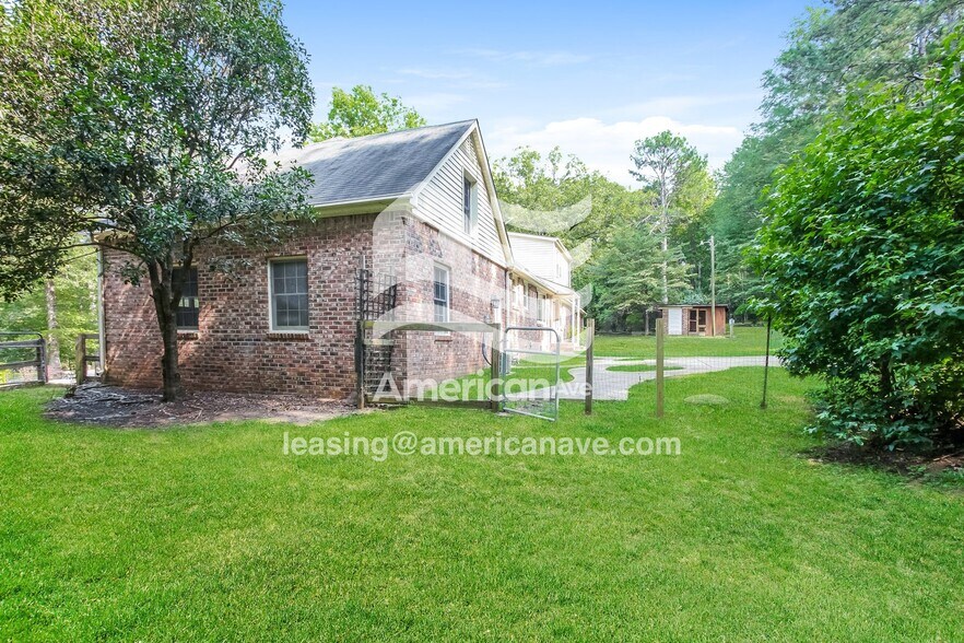 Building Photo - 1021 Old Birch Dr