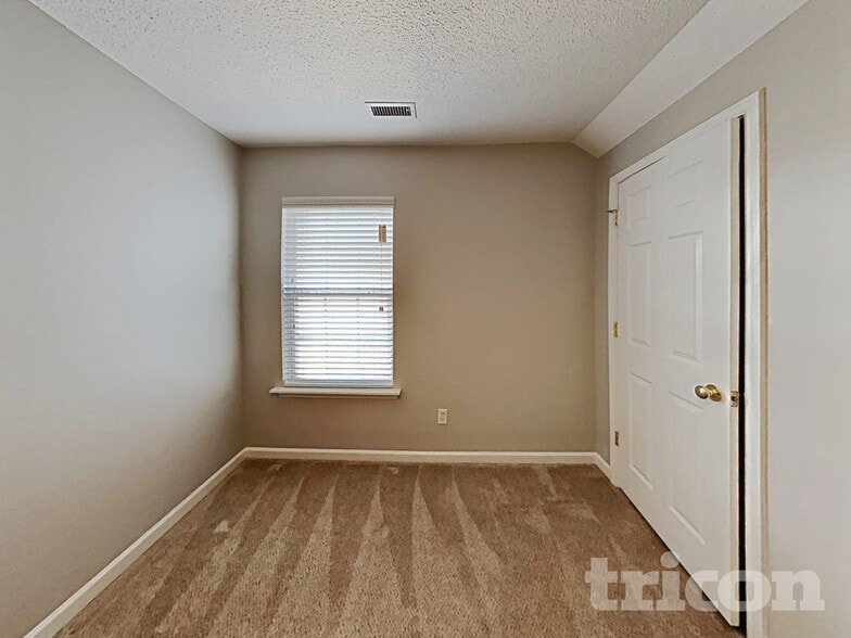Building Photo - 432 Cape Jasmine Way