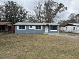 Building Photo - 7831 Castlegate Dr