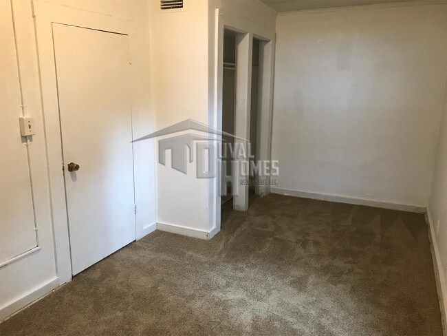 Building Photo - 2345 Mc Quade St