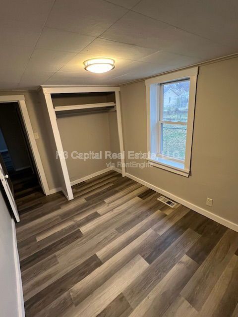 Building Photo - 2722 Myrtle Ave