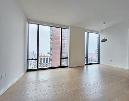 Building Photo - 277 Fifth Avenue