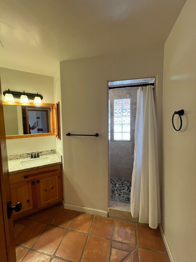 Building Photo - UNIQUE HOME ON ACREAGE!