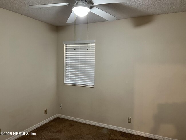 Building Photo - 2867 Scott Cir