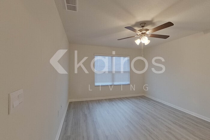 Building Photo - 408 Monarch Ln