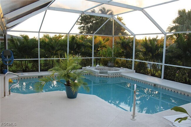 Building Photo - 5354 Coral Ave