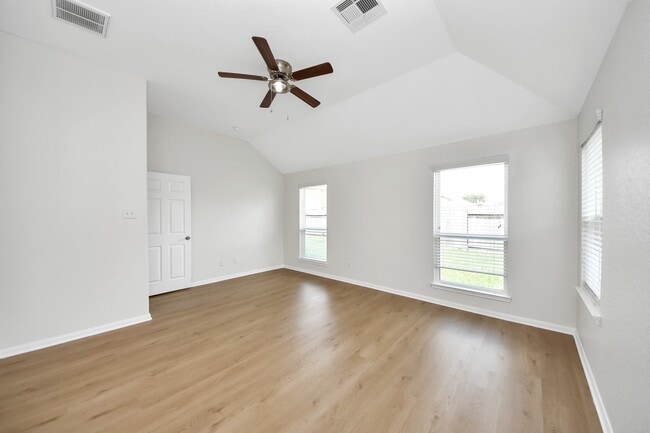 Building Photo - 6431 Westward Wood Way