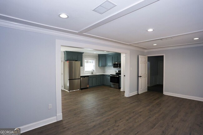 Building Photo - 1508 Peachcrest Rd