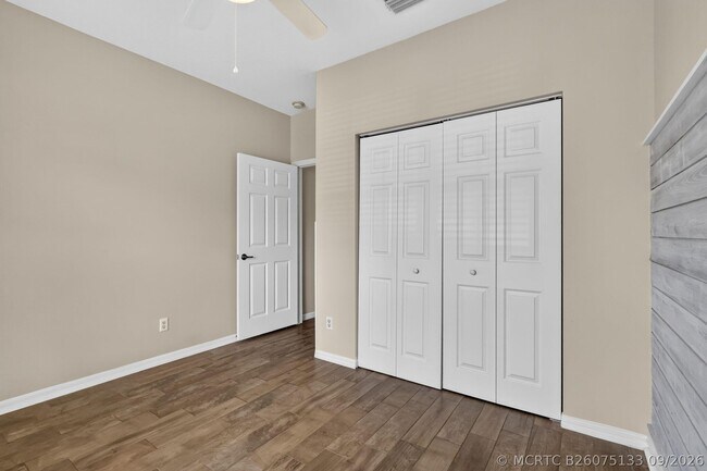 Building Photo - 4948 Fulton St