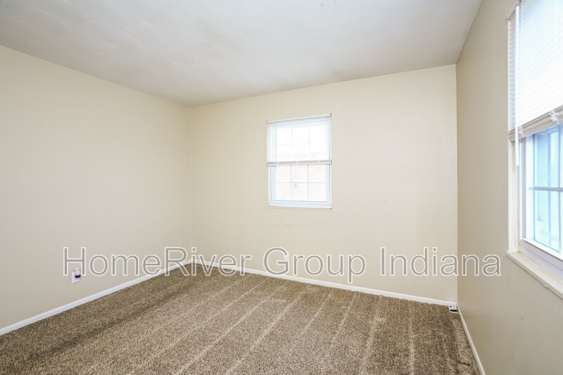 Building Photo - 12209 Dunbar Cir N