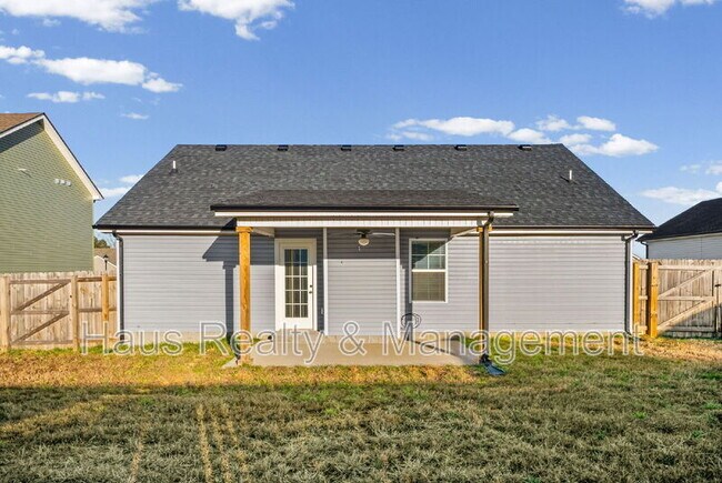 Building Photo - 1514 Fredrick Dr