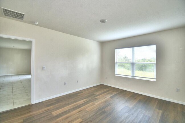 Building Photo - 5628 Siltstone St