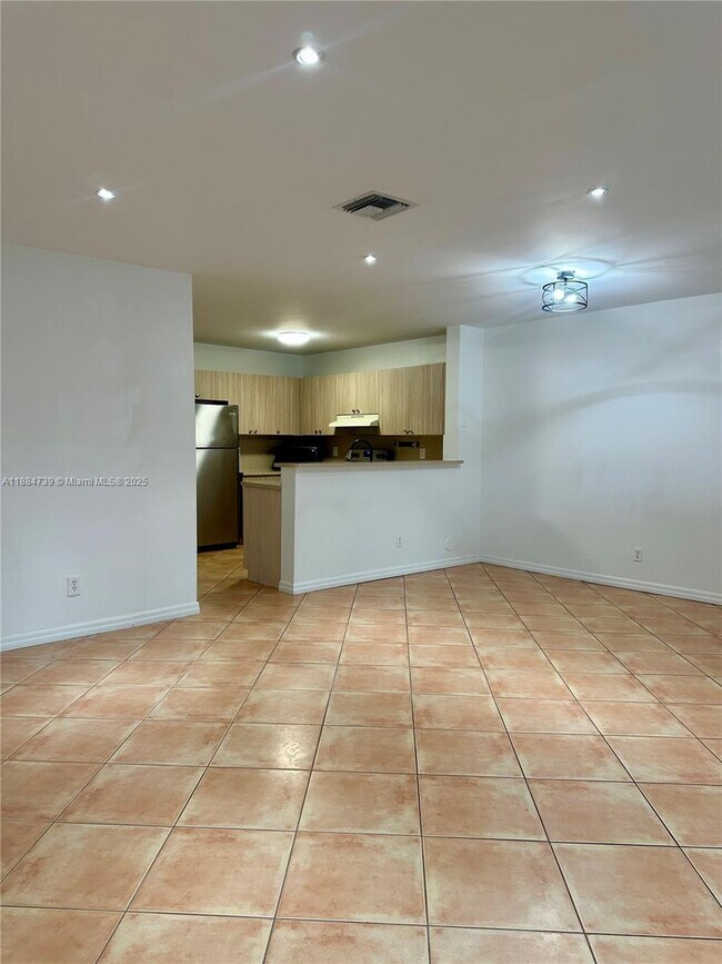 Building Photo - 12661 SW 54th Ct