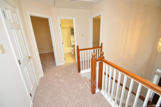 Building Photo - 101 Bell Vista Dr