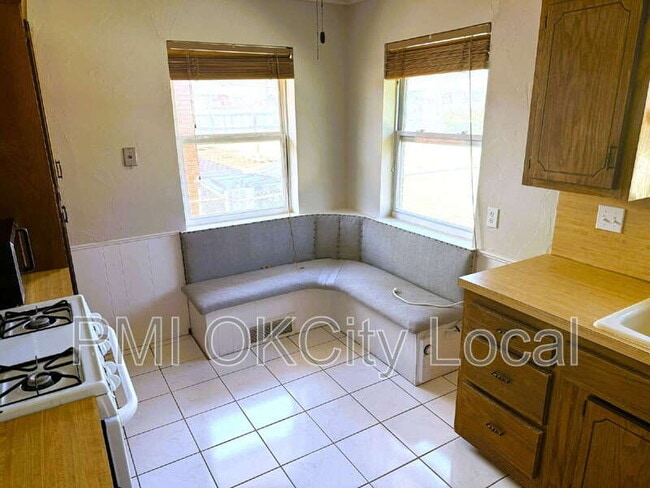 Building Photo - 3025 NW 67th St