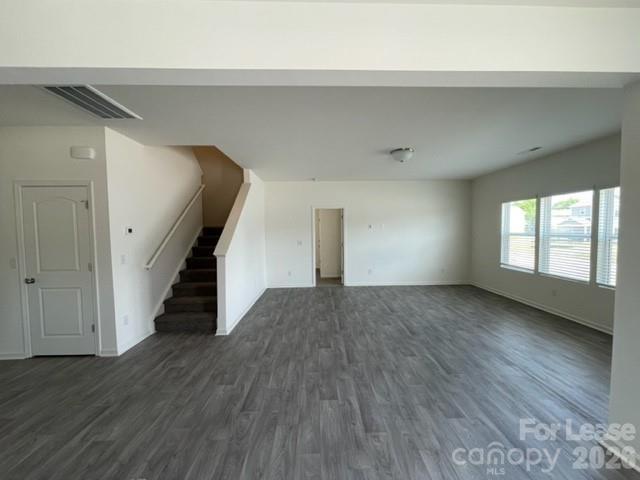 Building Photo - 809 Alexander Commons Dr