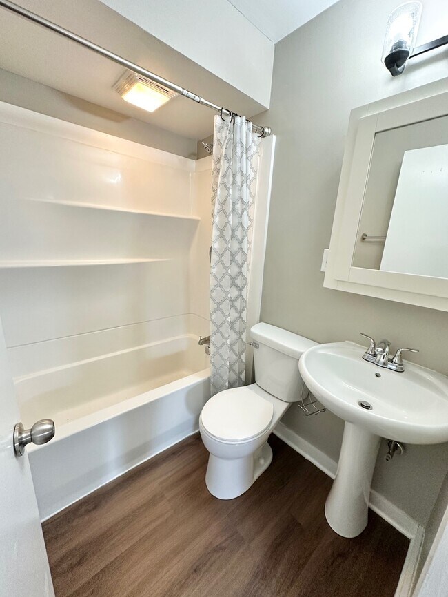 Building Photo - 11408 IL-120