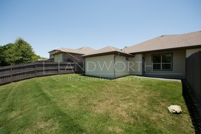 Building Photo - 4620 Angus Dr