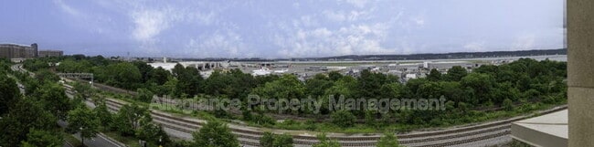 Building Photo - 3600 S Glebe Rd