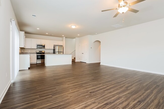 Building Photo - 258 Clydesdale Cir