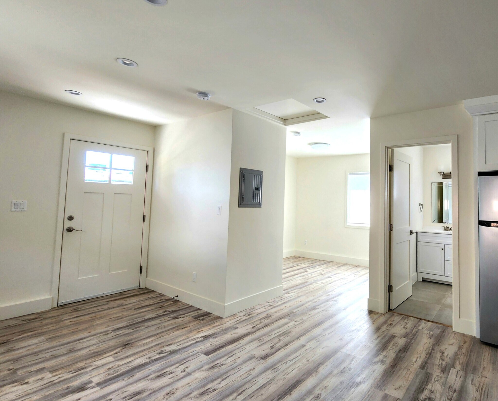 Building Photo - 6235 Aura Ave