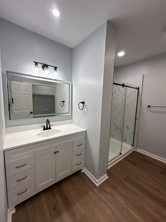 Building Photo - RENTAL HOME 4BD/3BTH