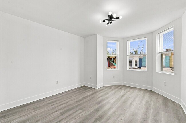 Building Photo - 5729 Hadfield St