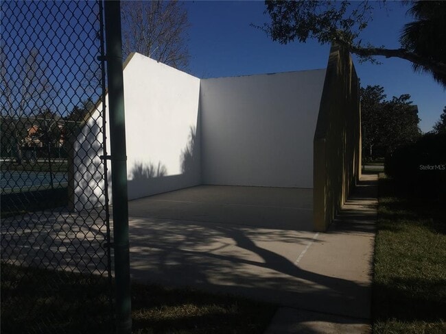 Building Photo - 5276 Brook Ct