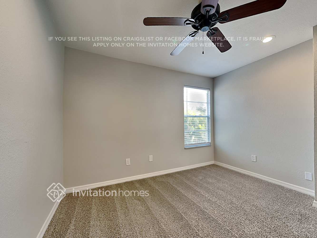 Building Photo - 548 Oak Creek Dr