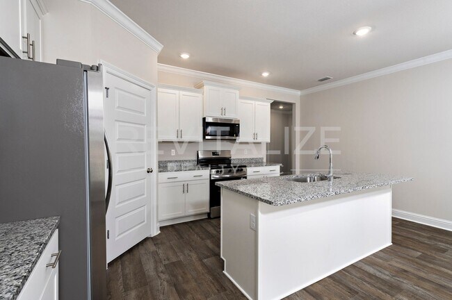 Building Photo - 14567 Dayton Cir