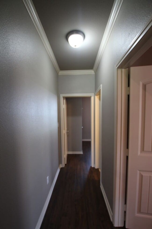 Building Photo - Beautiful 3 Bedroom 2 Bath Coming Soon in ...