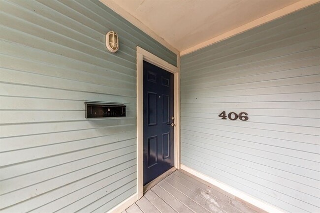 Building Photo - 406 W Johanna St