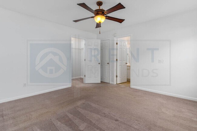 Building Photo - Available Now: Updated 3 Bedroom with Garage!