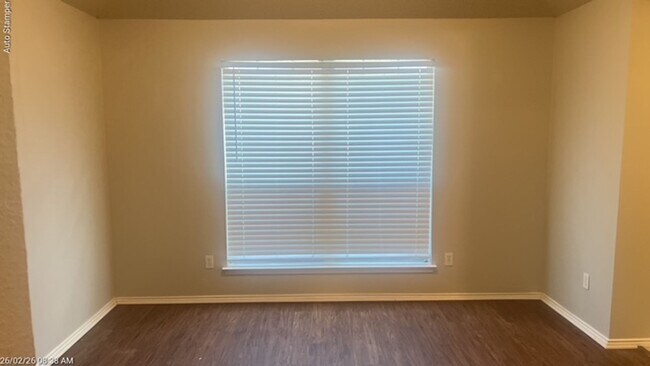 Building Photo - 2913 Vicksburg Ln