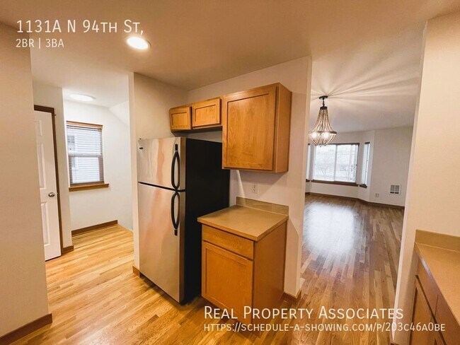 Building Photo - 1131A N 94th St,-